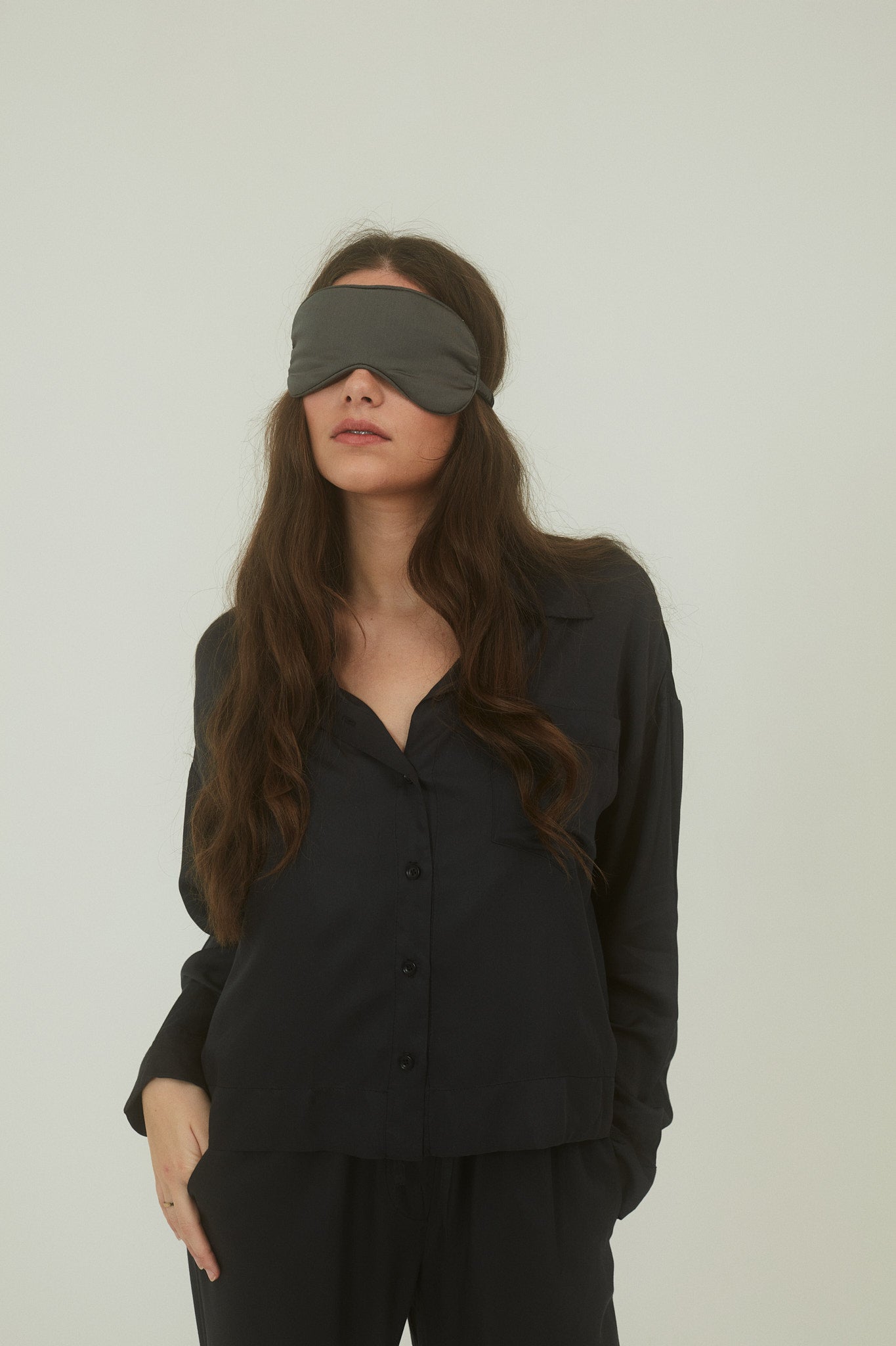 Bamboo Silk Sleep Mask - Charcoal PRE ORDER AVAILAVLE. Expected arrive into stock in 6-8 weeks.